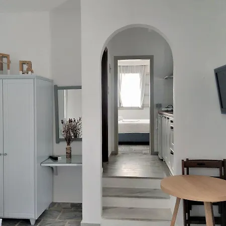 Hotel apartamentowy Despina's Mare Nausa
